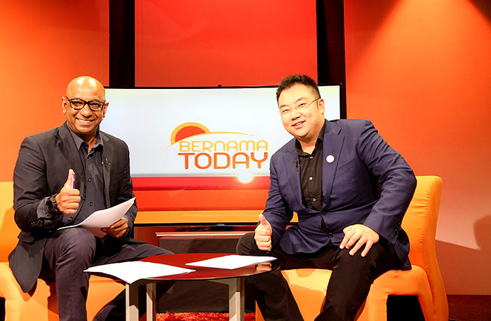 风险久久久久久亚洲精品影院