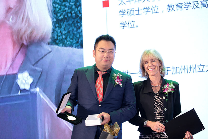 风险久久久久久亚洲精品影院