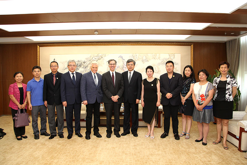 风险久久久久久亚洲精品影院