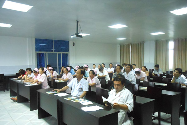 风险久久久久久亚洲精品影院