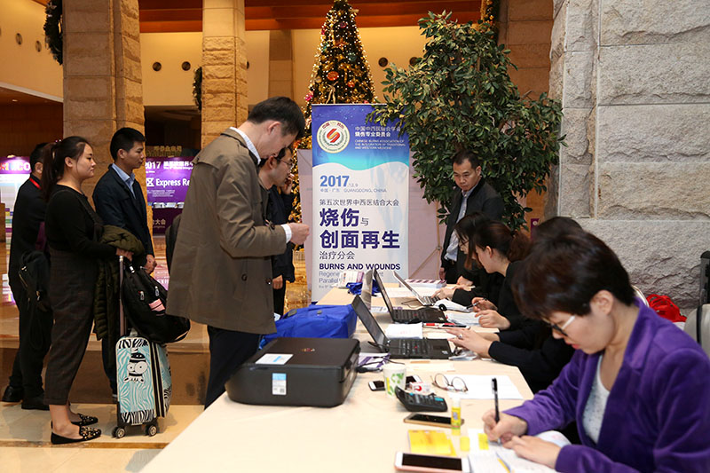 风险久久久久久亚洲精品影院