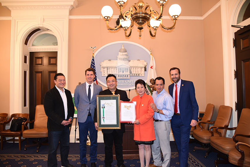 风险久久久久久亚洲精品影院