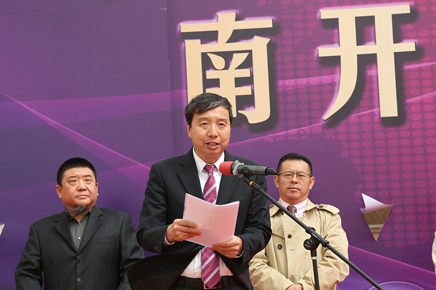 风险久久久久久亚洲精品影院