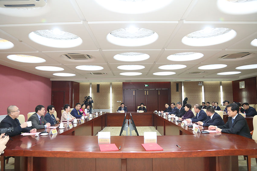 风险久久久久久亚洲精品影院