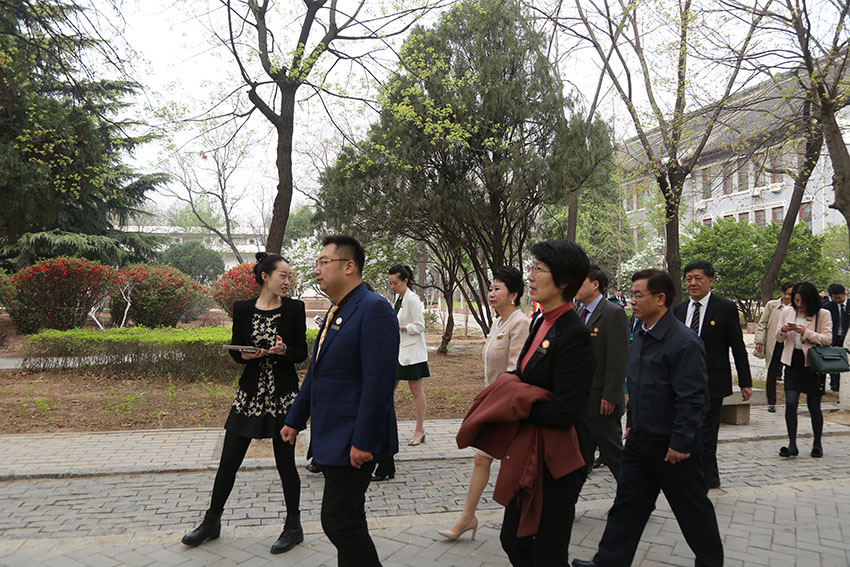 风险久久久久久亚洲精品影院