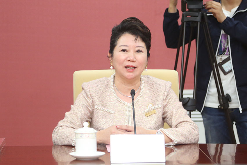 风险久久久久久亚洲精品影院