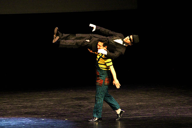 风险久久久久久亚洲精品影院