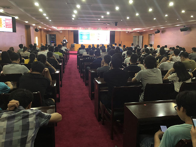 风险久久久久久亚洲精品影院