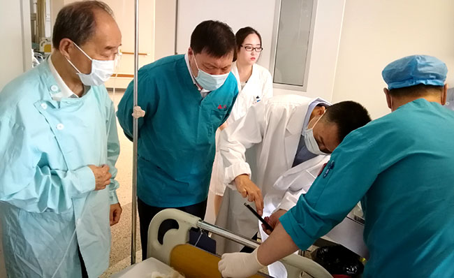 风险久久久久久亚洲精品影院