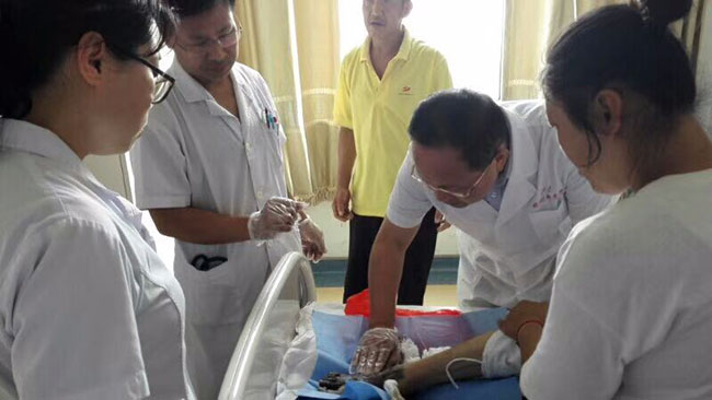 风险久久久久久亚洲精品影院