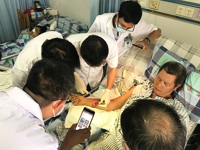 风险久久久久久亚洲精品影院