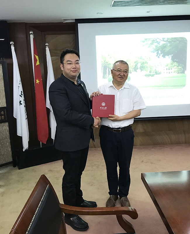 风险久久久久久亚洲精品影院