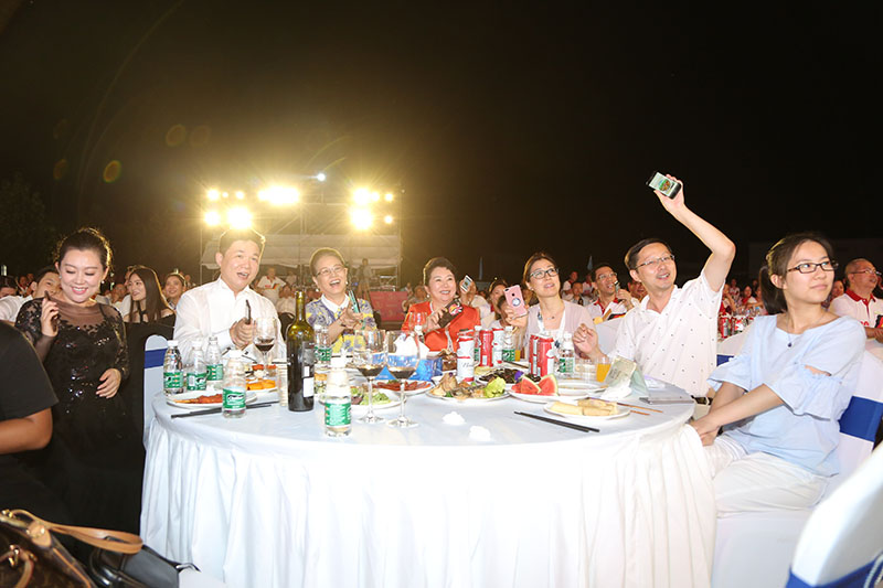 风险久久久久久亚洲精品影院