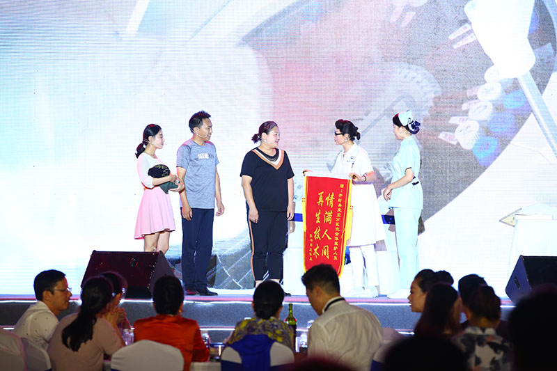 风险久久久久久亚洲精品影院