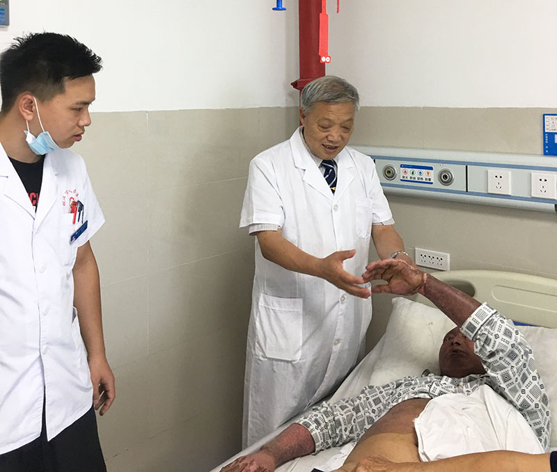 风险久久久久久亚洲精品影院