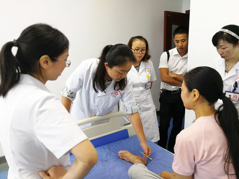 风险久久久久久亚洲精品影院