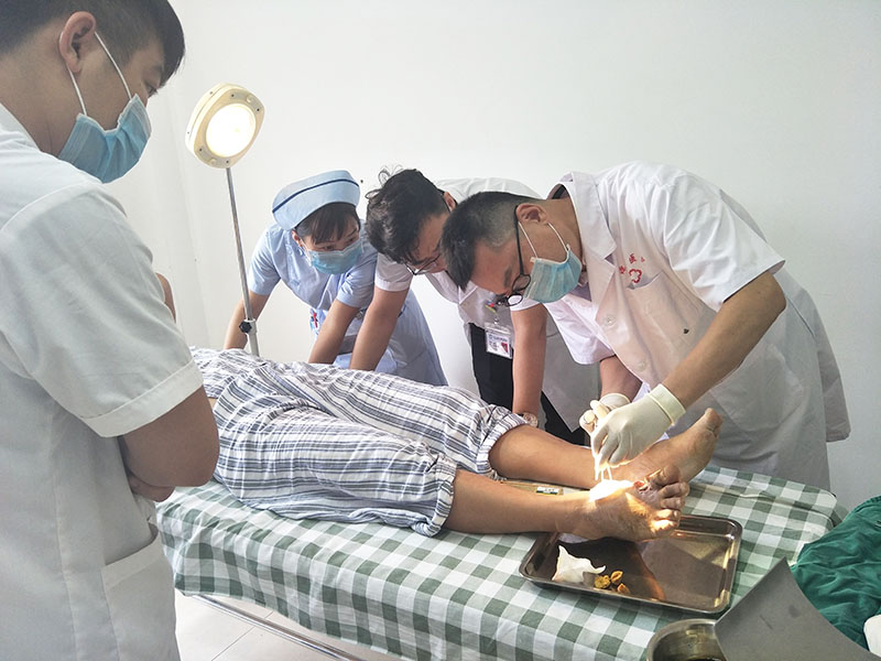 风险久久久久久亚洲精品影院