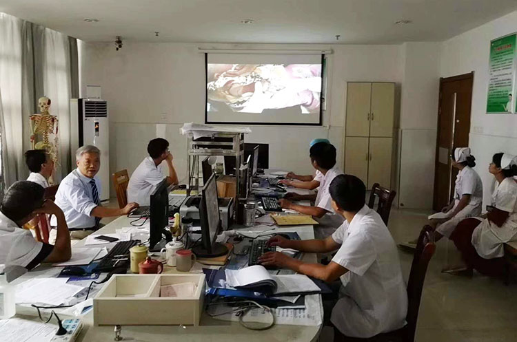 风险久久久久久亚洲精品影院