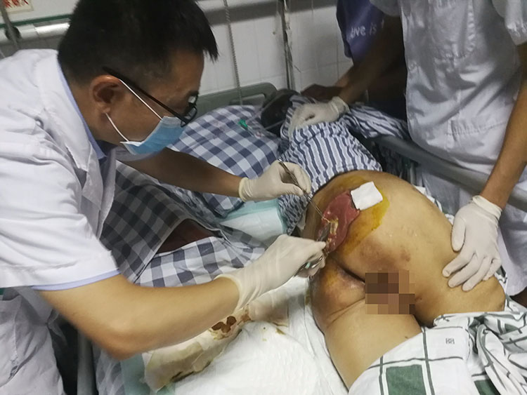 风险久久久久久亚洲精品影院