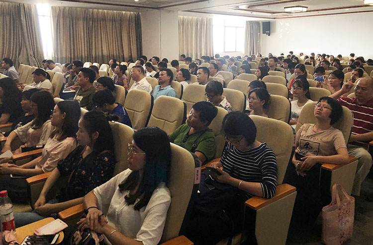 风险久久久久久亚洲精品影院