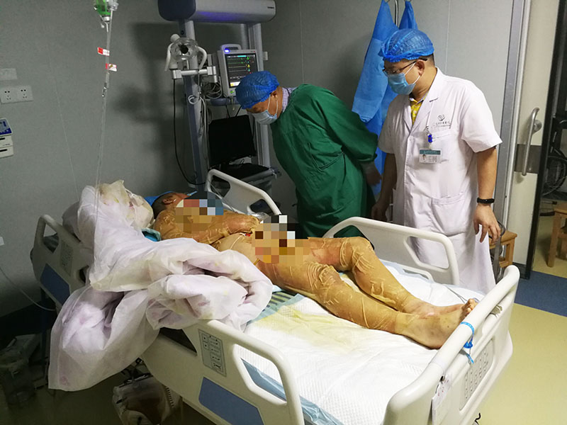 风险久久久久久亚洲精品影院