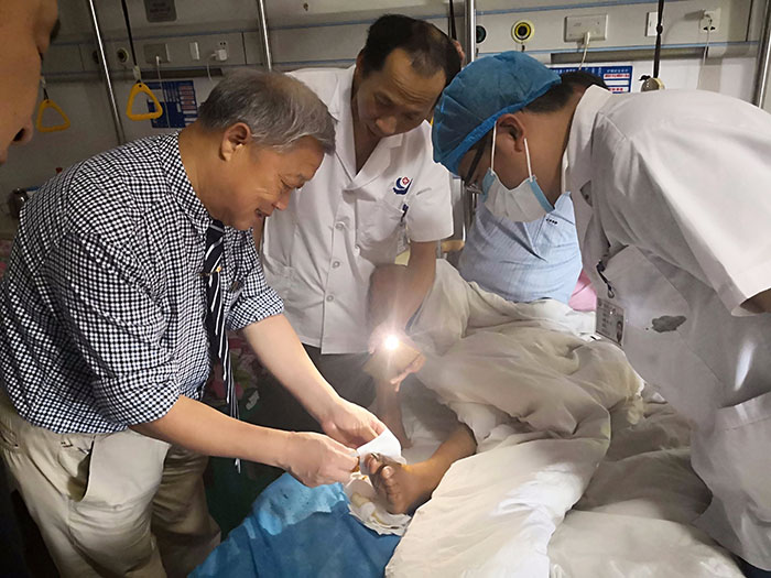 风险久久久久久亚洲精品影院