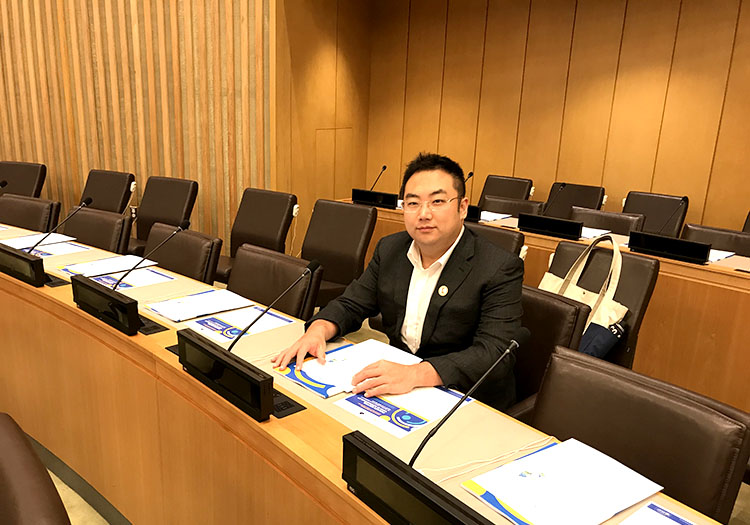 风险久久久久久亚洲精品影院