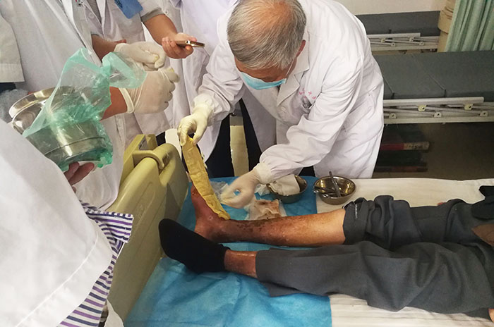 风险久久久久久亚洲精品影院