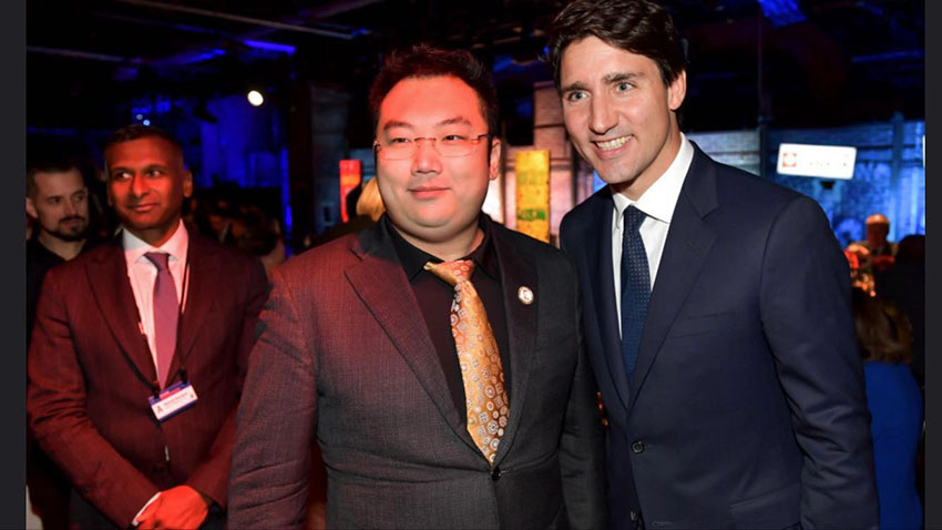 风险久久久久久亚洲精品影院