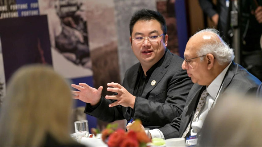 风险久久久久久亚洲精品影院