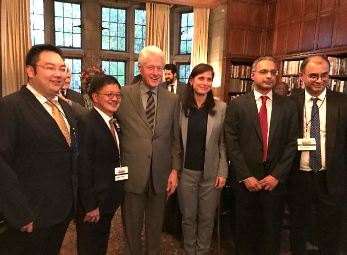 风险久久久久久亚洲精品影院