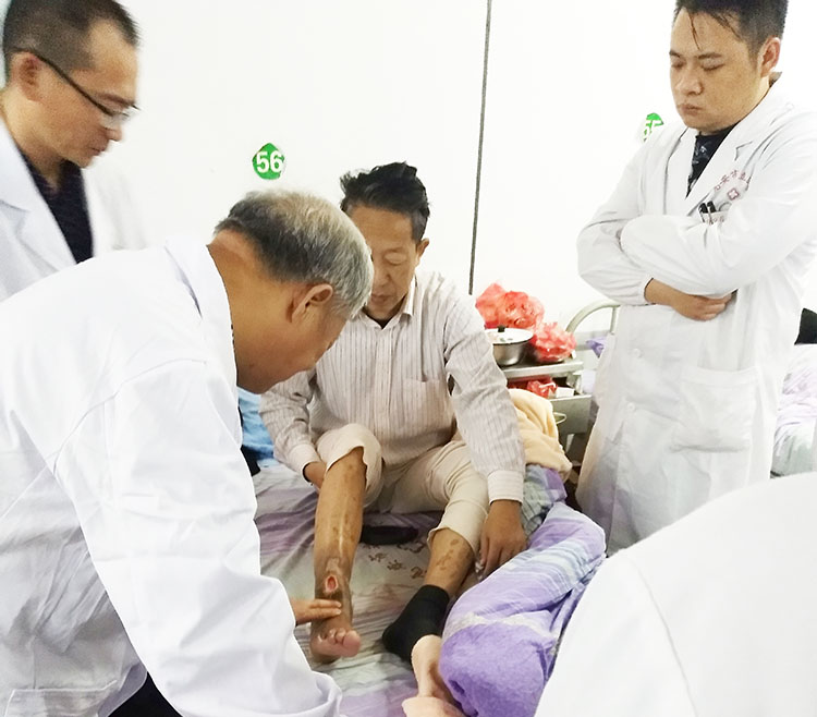 风险久久久久久亚洲精品影院