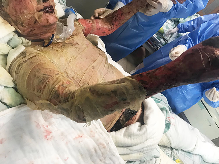 风险久久久久久亚洲精品影院