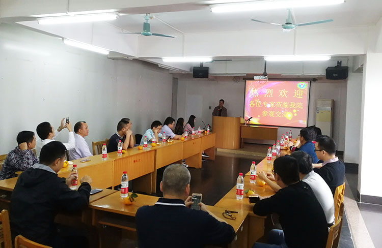 风险久久久久久亚洲精品影院