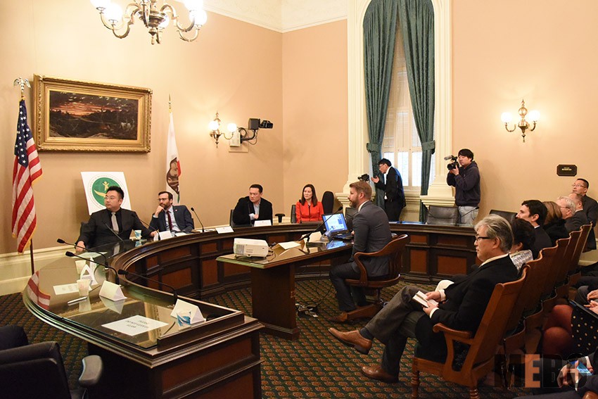 风险久久久久久亚洲精品影院