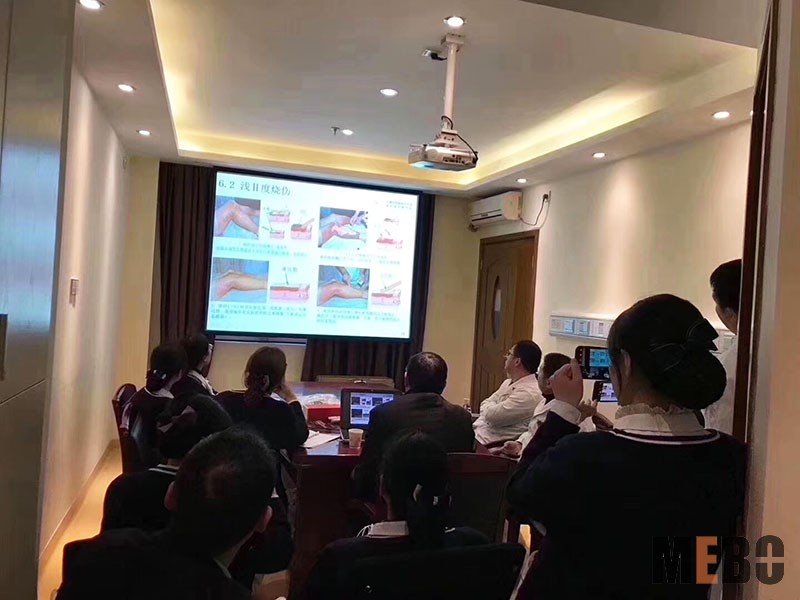 风险久久久久久亚洲精品影院