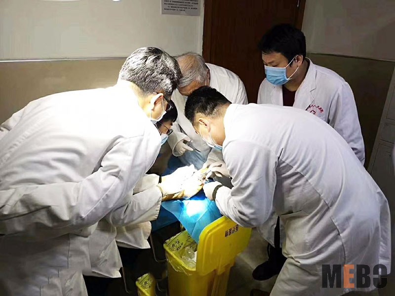 风险久久久久久亚洲精品影院