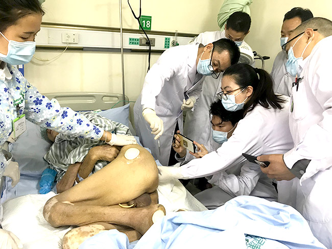 风险久久久久久亚洲精品影院