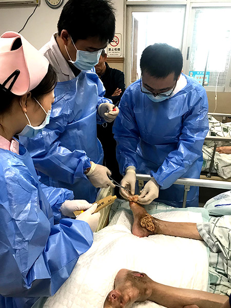 风险久久久久久亚洲精品影院