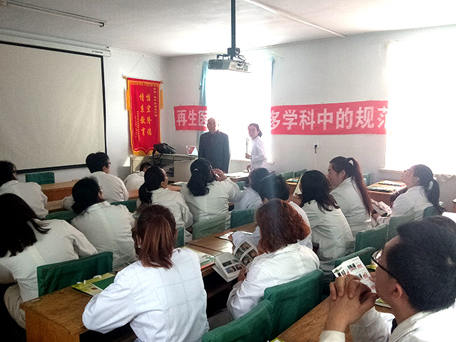 风险久久久久久亚洲精品影院