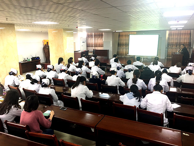 风险久久久久久亚洲精品影院