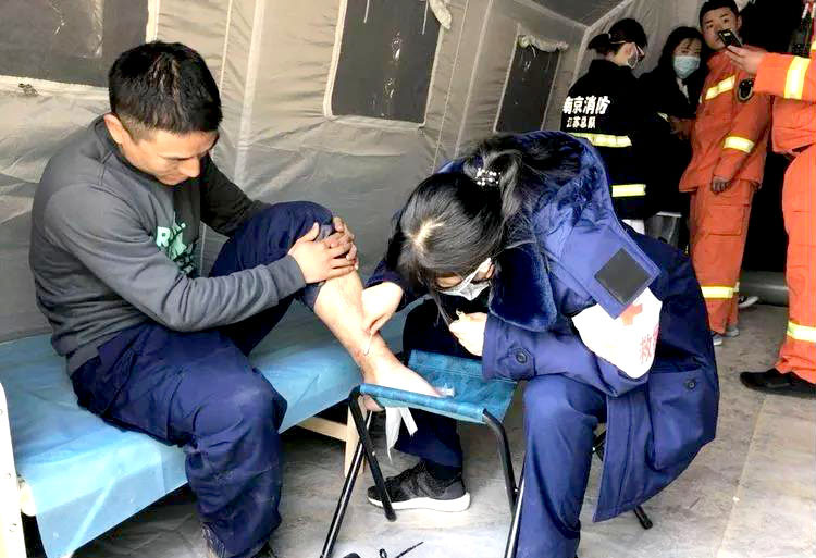 风险久久久久久亚洲精品影院