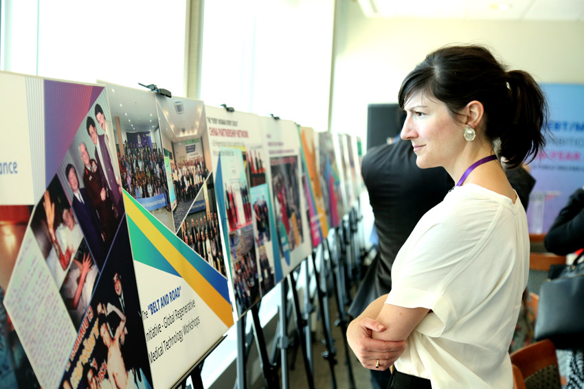 风险久久久久久亚洲精品影院