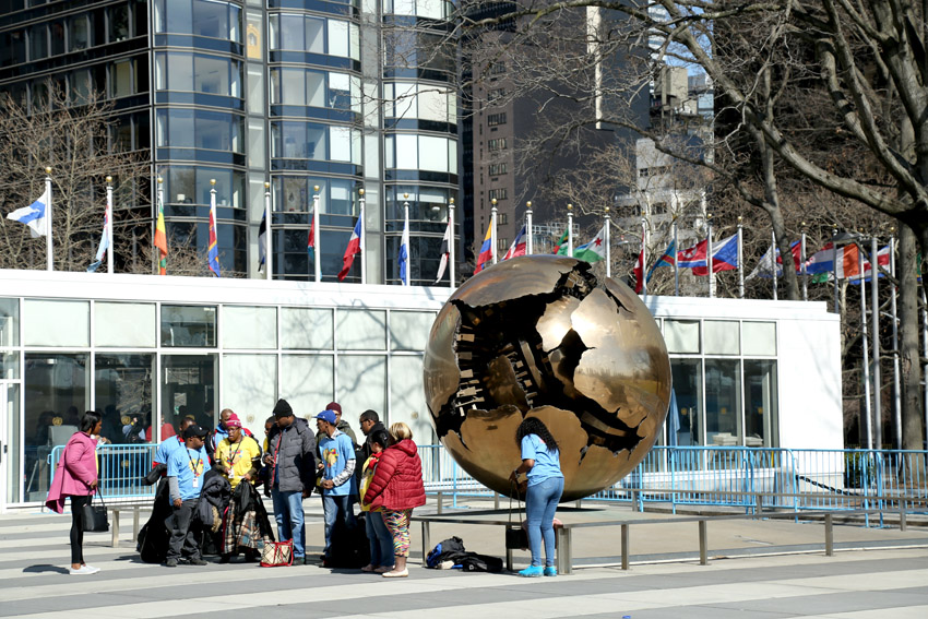 风险久久久久久亚洲精品影院