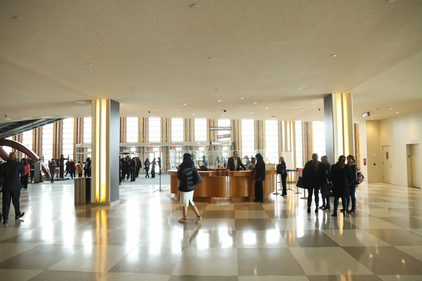 风险久久久久久亚洲精品影院