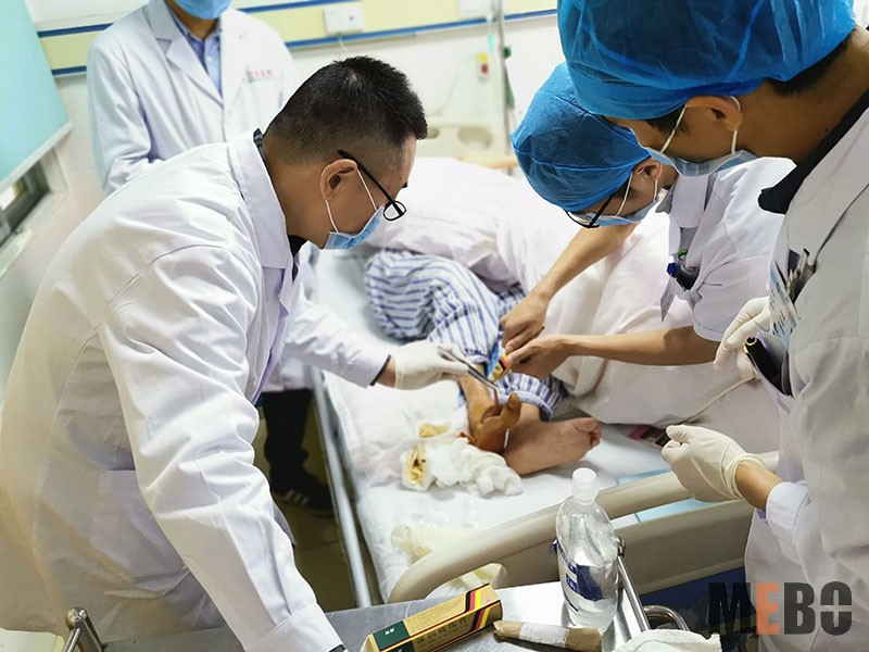 风险久久久久久亚洲精品影院