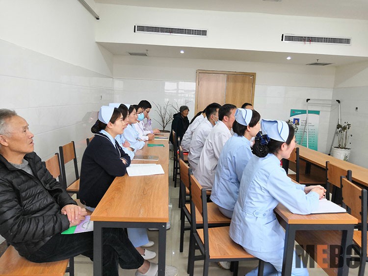 风险久久久久久亚洲精品影院