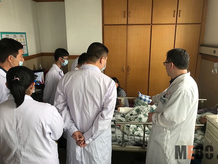 风险久久久久久亚洲精品影院