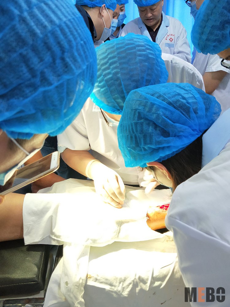 风险久久久久久亚洲精品影院