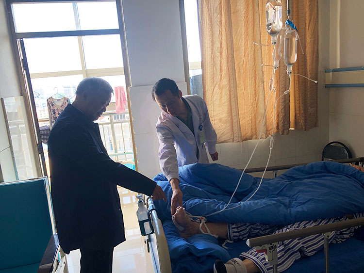 风险久久久久久亚洲精品影院